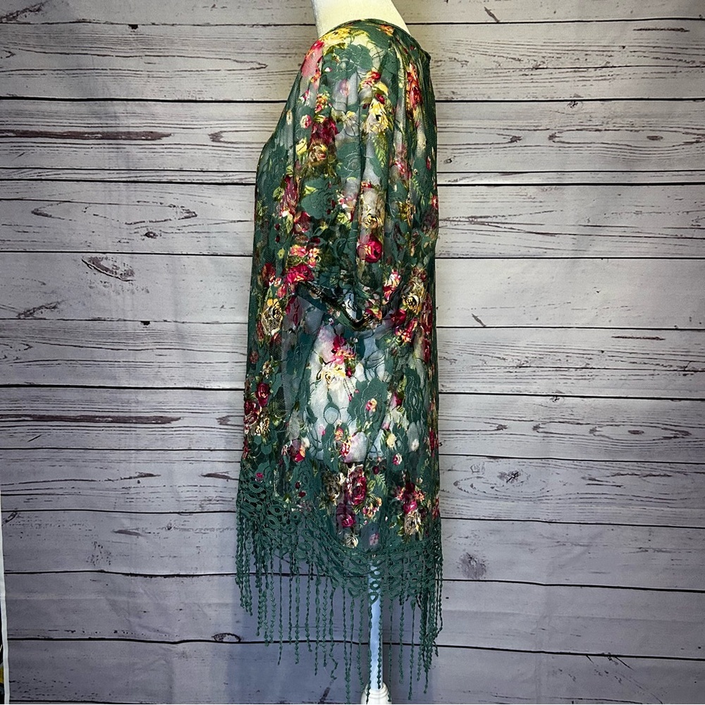 Sweat Rain Floral Fringe Kimono Cardigan Size Medium | Green Lace Boho - Picture 2 of 6